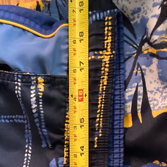 Nike Swim Wear Board Shorts Tropical Colourful possibly Vintage 100% 🔥 - Picture 7 of 7